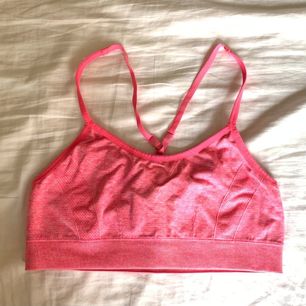 ✨3/$15✨ Pink Sports Bra